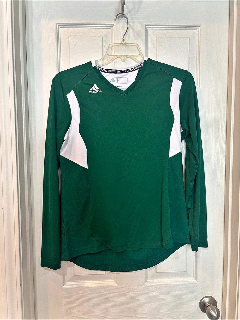 adidas women’s Long Sleeve Jersey Green & White Size Large Like New